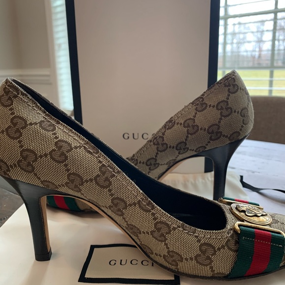 Gucci heals. - Picture 3 of 4